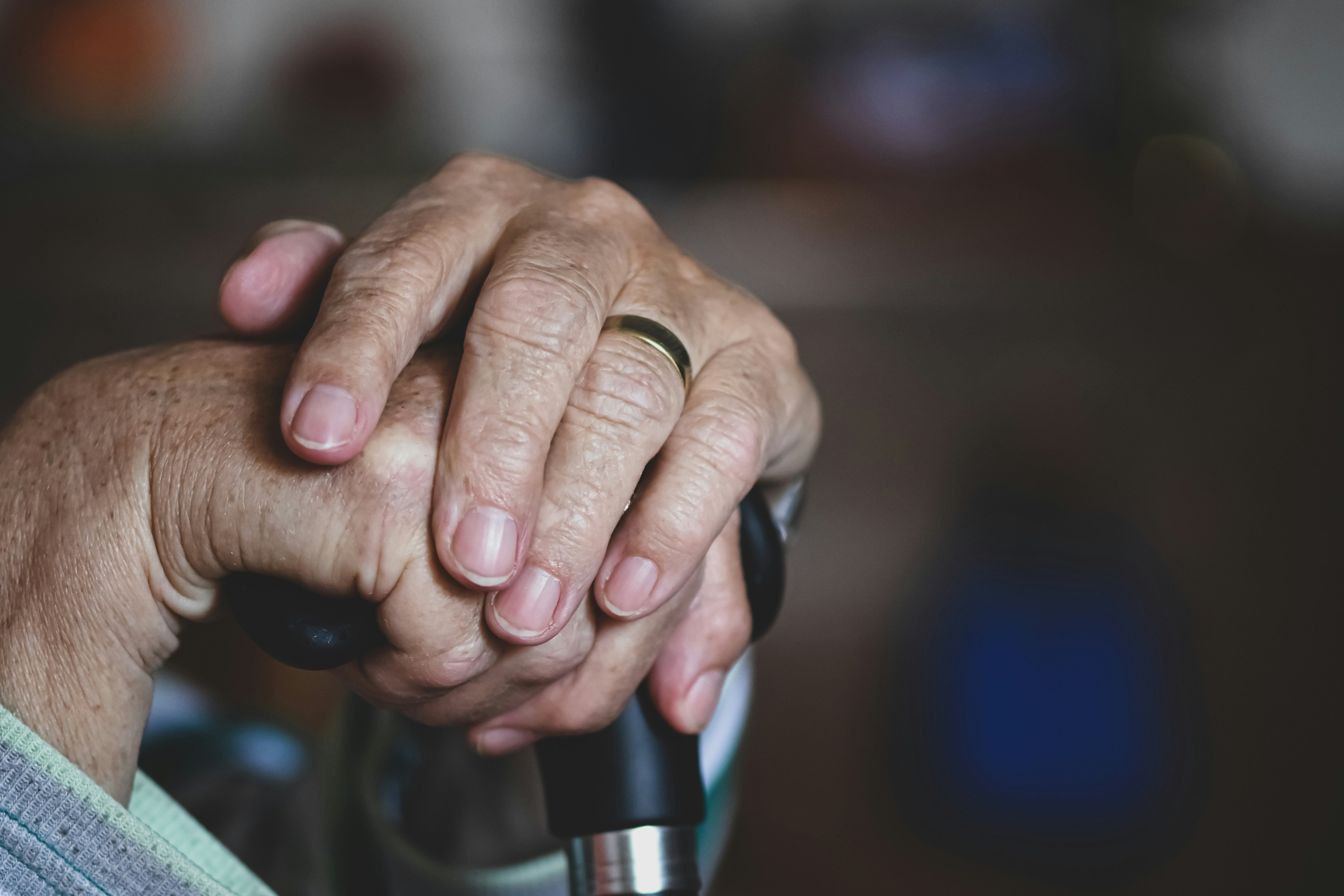 Quitting Smoking for Seniors: Tips and Benefits for Older Smokers - Quitine